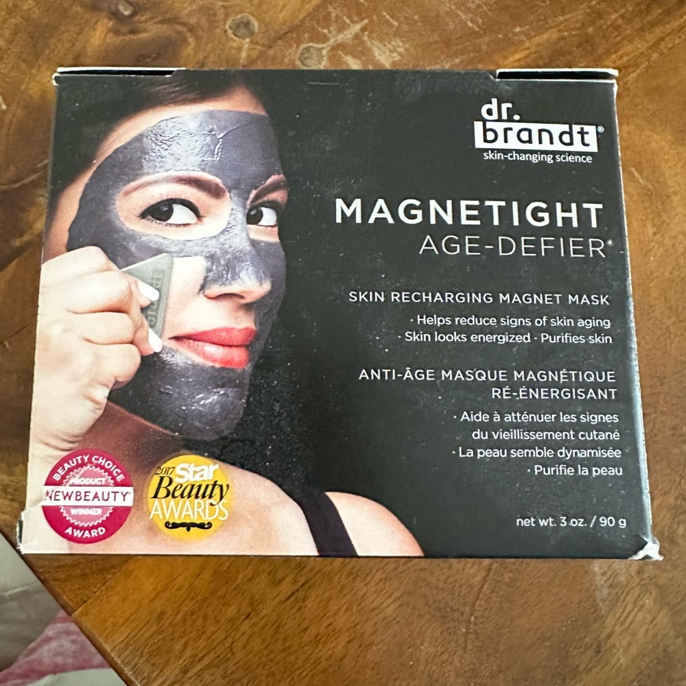 Dr Brandt magnetight skin recharging magnetic mask NEW